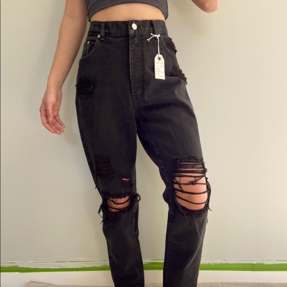 Black distressed 90s Calvin Klein mom jeans - Picture 3 of 7